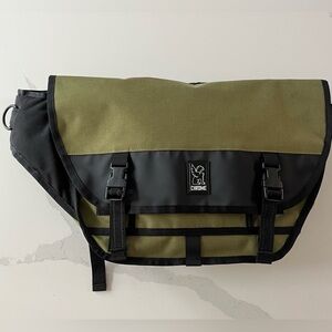 Chrome Industries 24L Messenger Bag